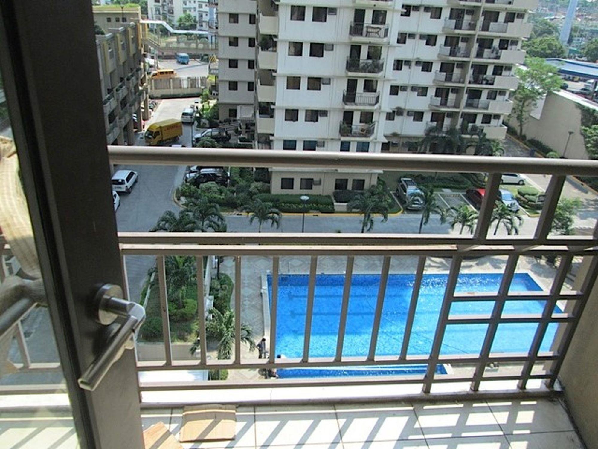 Cocoon Condos At Taguig Манила Екстериор снимка
